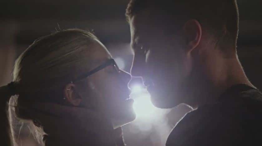 Oliver and Felicity kiss 2