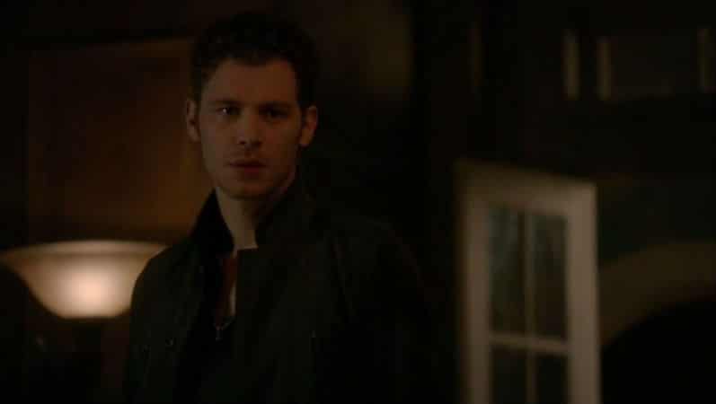klaus stares at cami - the other girl in new orleans