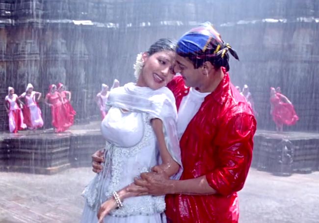Hum-Saath-Saath-Hain-Prem-a romantic bollywood film