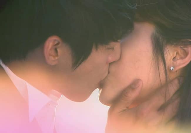 Rooftop-Prince; Korean Drama kisses