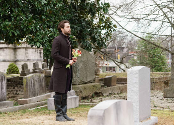 Ichabod mourns Abby in Sleepy Hollow. Photo: Fox