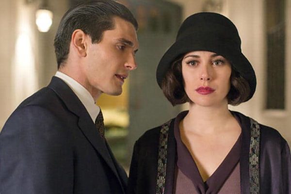 Netflix’s Cable Girls: Love, Revenge & Betrayal Put Friendships on the Line