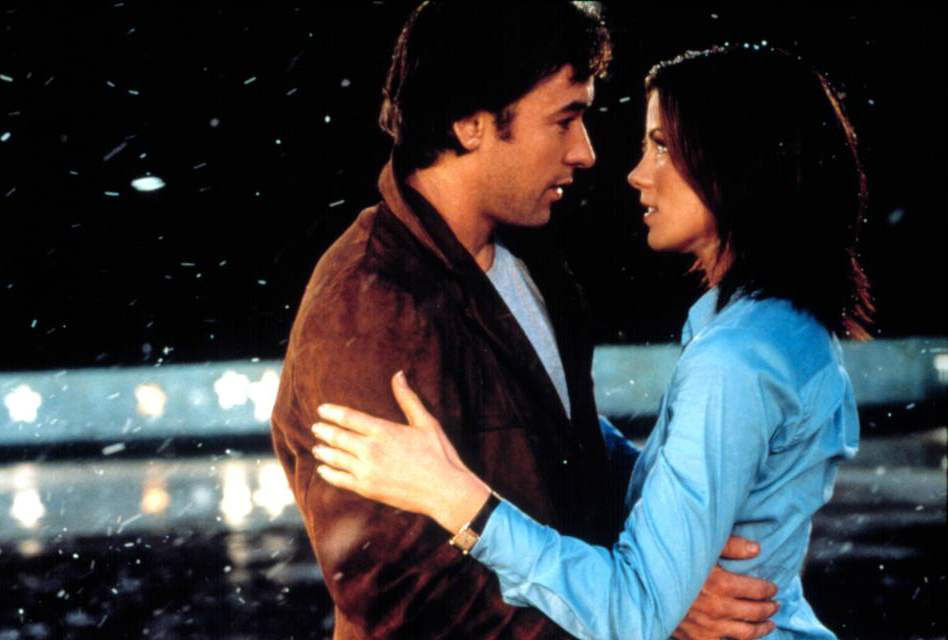 10 Memorable and Romantic Scenes on the Ice in Film and Television