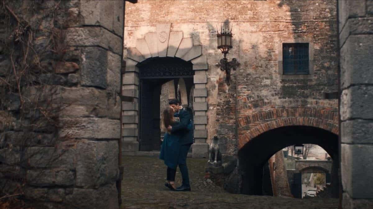 Romantic Moment of the Month - Matthew and Diana in 'A Discovery of Witches'