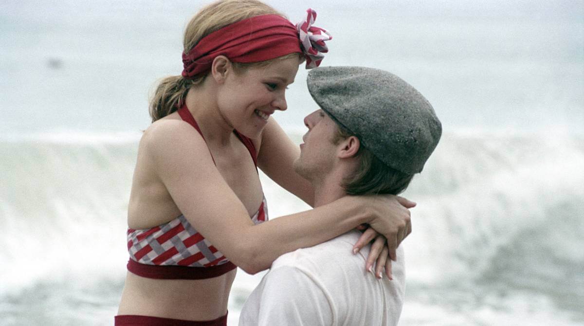 the notebook's Allie and Noah by the ocean