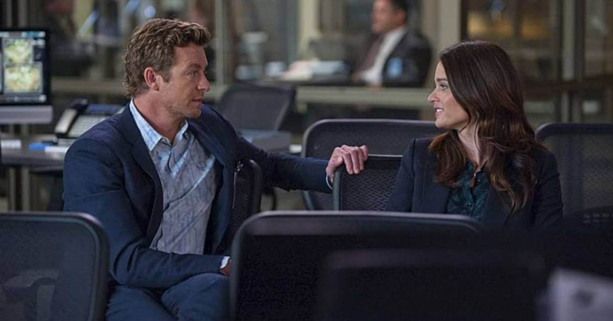 Jane and Lisbon in airport