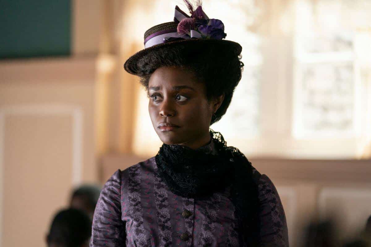 Den&eacute;e Benton as Peggy Scott