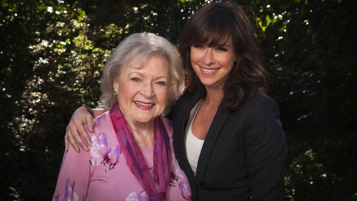 the lost valentine with Betty White and Jennifer Love Hewitt