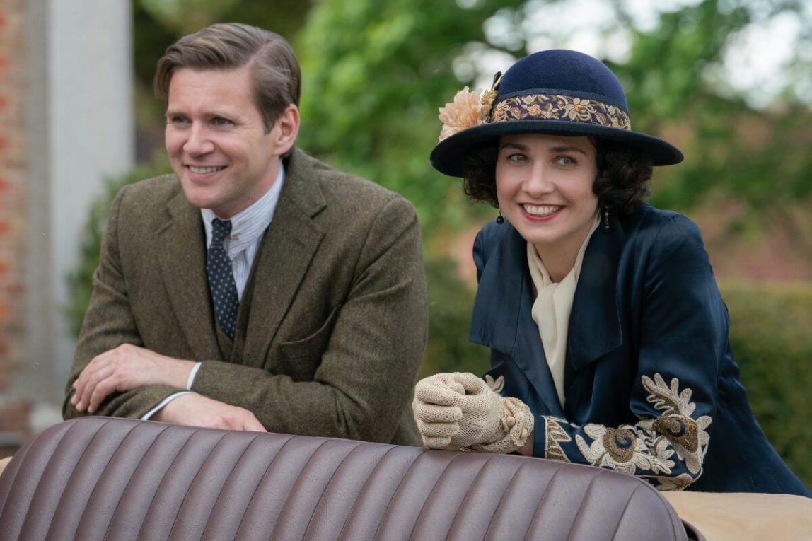 Allen Leech stars as Tom Branson and Tuppence Middleton as Lucy Smith in DOWNTON ABBEY: A New Era