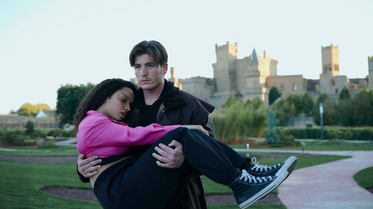 Vampire Academy Review Featured image with Rose and Dimitri
