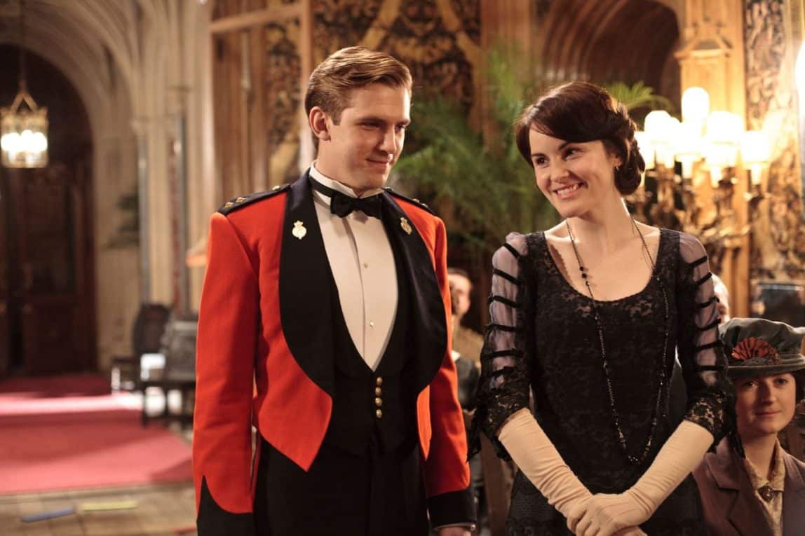 Shown from left to right: Dan Steven as Matthew Crawley and Michelle Dockery as Lady Mary Crawley in Downton Abbey, season 2