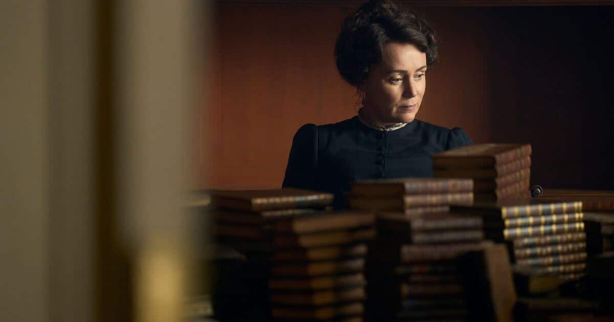 Keeley Hawes as Cassandra Austen.