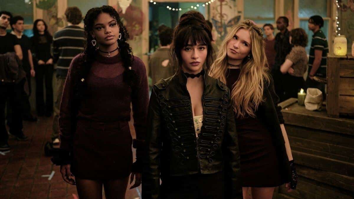 Jordan Leftwich, Malina Pauli Weissman, and Ora Duplass in Coven Academy.